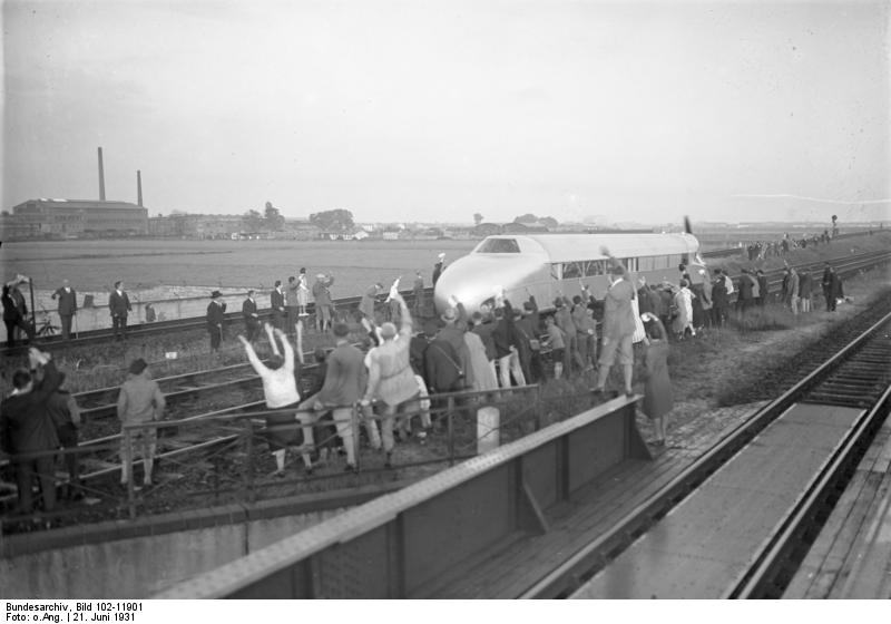 Photo of Kruckenberg Rail Zeppelin Prototype